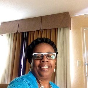 Meet your Posher, Martha